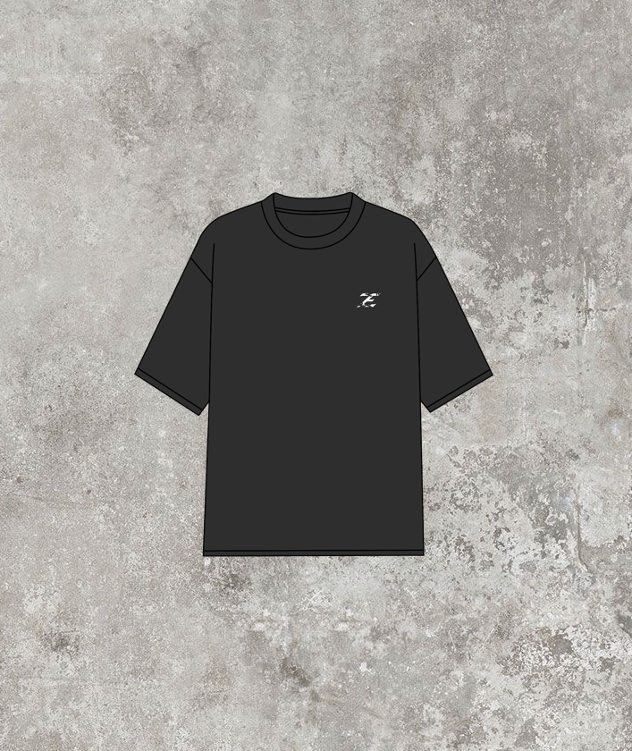 CAMISETA CON LOGO BORRADO